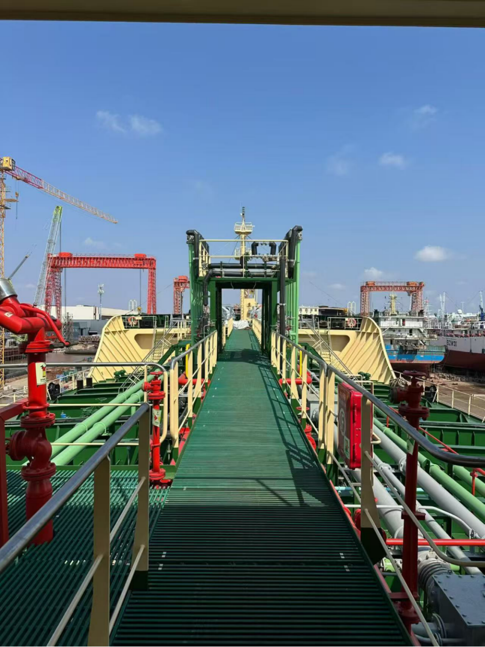 13800DWT Duplex Stainless Steel Chemical/Product Tanker ＂JXQ0012＂ Launched!